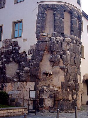 Regensburg-porta-praetoria 2