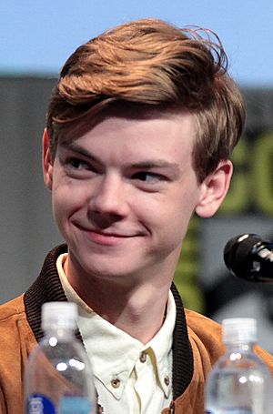 Thomas Brodie-Sangster by Gage Skidmore 2.jpg