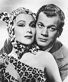 Dolores del Rio-Joseph Cotten-Journey into Fear