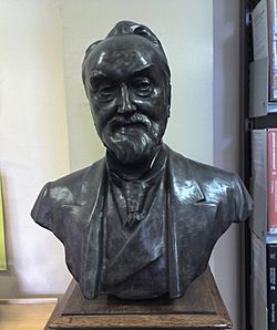 John Hughlings-Jackson bust.jpg