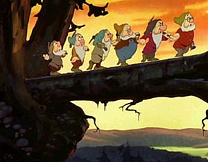 Snow white 1937 trailer screenshot (2).jpg