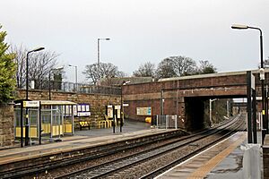 Thatto Heath railway station (geograph 3795543)