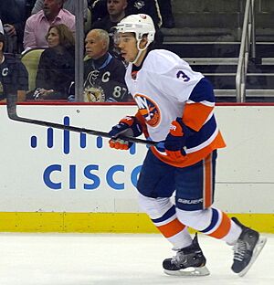 Travis Hamonic 2013-05-09