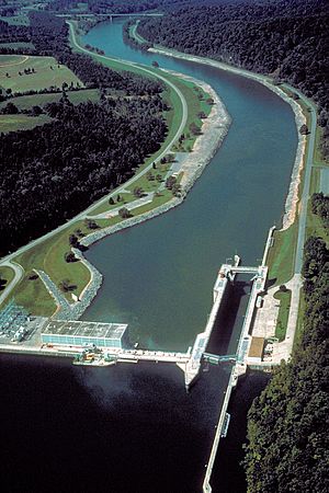 USACE Melton Hill Lock and Dam.jpg