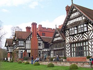 Wightwick Manor 02