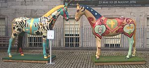 Horse Outside art Hunt Museum