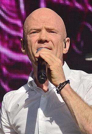 Jimmy Somerville 2015 cut.jpg