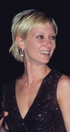 AnneHeche