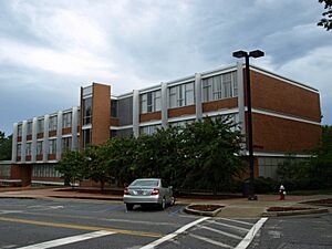 CU Lowry Hall Aug2010