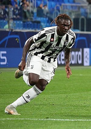 FC Zenit Saint Petersburg vs. Juventus, 20 October 2021 64 - Moise Kean (cropped).jpg