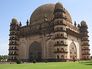 GolGumbaz2