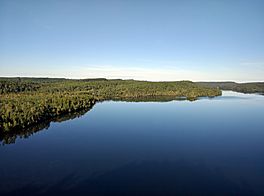 Hungry Jack Lake (28592332850).jpg