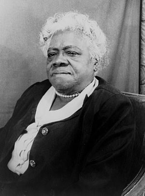 Mary McLeod Bethune (1949) (cropped).jpg