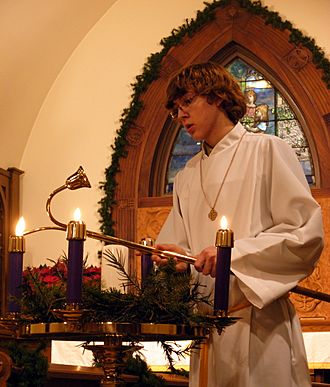 Advent2007candlelight.JPG