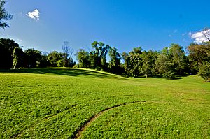 Battery Kemble Park (3924580696).jpg