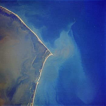 Cape hatteras 1989.jpg