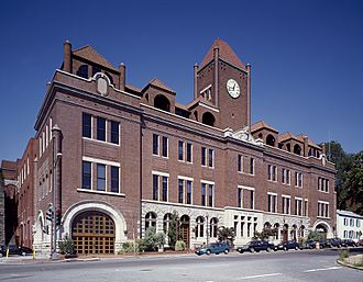 Photo of the Car Barn from street level