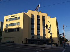 GoldenStateBuilding1949-Street2