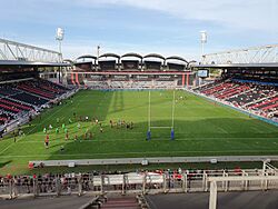 Matmut stadium de gerland.jpg