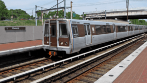 Orange Line train arriving at Cheverly -02- (50659732667)