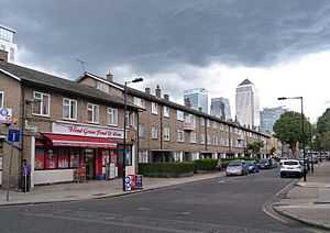 Saracen Street, Poplar (geograph 4119501)