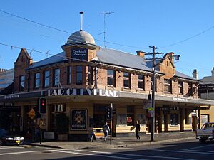 Surry Hills Bar Cleveland