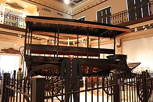 Carriage display in Missouri History Museum