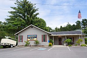 Dunes City Hall.jpg