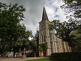 Eglise Saint-Léger Varennes sur Tèche.JPG