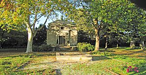 Opel-mausoleum-2010-ruesselsheim-090