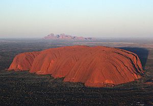 UluruClip3ArtC1941