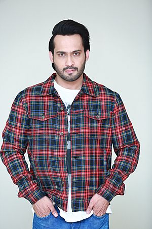 Waqar Zaka.jpg