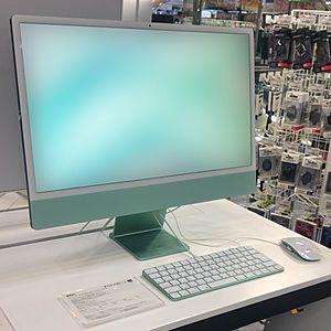 M1 iMac Green model