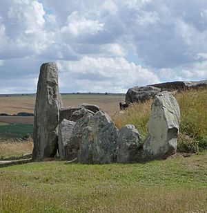 West Kennet Long Barrow 01