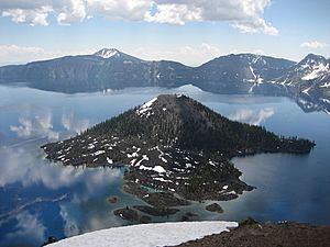 Wizard island crater lake 5