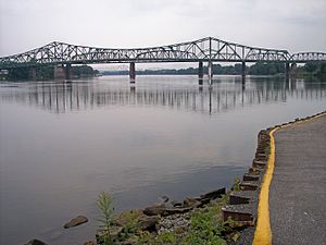 Belpre Parkersburg Bridge.jpg