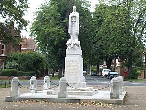 C20WarMemorialBedford