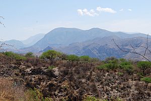 DesertMountainsPeñamiller