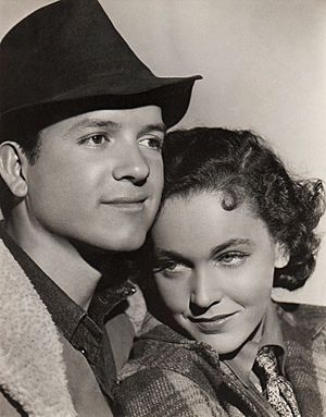 Eric Linden-Maureen O'Sullivan in The Voice of Bugle Ann