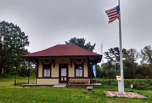 Gray Gables Railroad Station