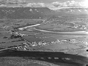 Karamea (1951) (cropped)