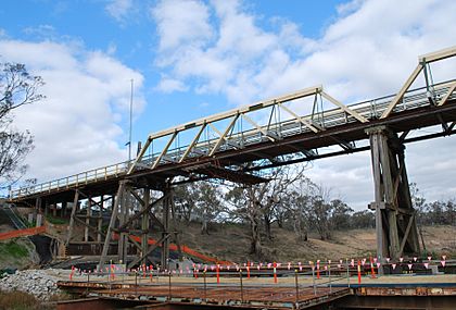 WakoolRiverCoonamitBridge.JPG