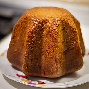 Classic italian pandoro (45983202242)