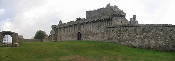 Craigmillar outer court