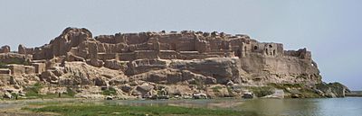 Ghaznavid ruins of Lashkari Bazar (northern view, composite)