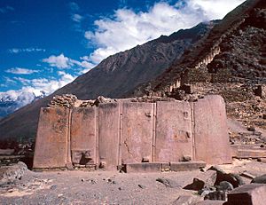 Ollantaytambo Monolithen