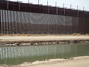 Border wall between the United States and Mexico in San Luis