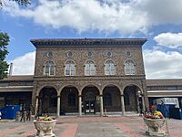 Soulard Market St. Louis.jpg