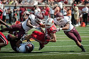 2013 Louisville - Eastern Kentucky - Ryan Hubble tackled (9723266075)