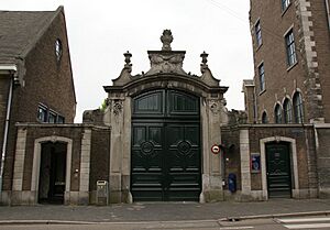 Maastricht - rijksmonument 27665 - Tongersestraat 53 poort 20100513